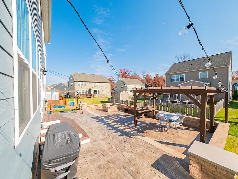 10878 Holman Ridge Rd — Photo 12