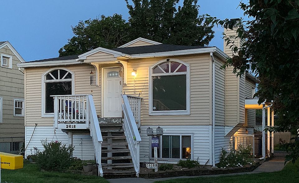 1st image of 2618 E 1st Ave