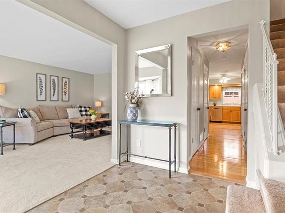 5th image of 21 Huxley Way