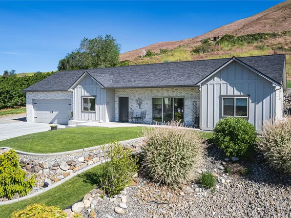 11 Diede Hills Lane, Wenatchee, WA 98801