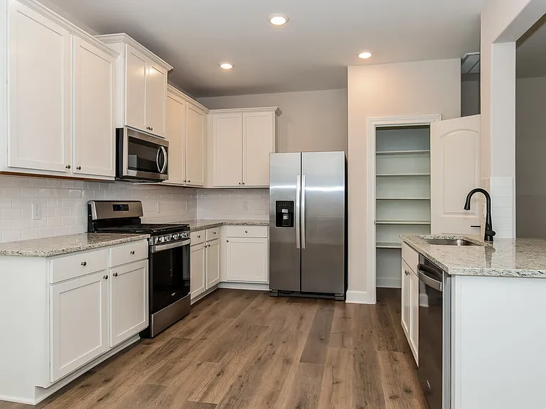1300 Princeton Hts — Photo 7