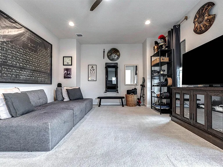 11005 Upland Forest Dr — Photo 24