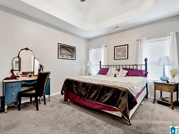 4th image of 951 Meriweather Dr