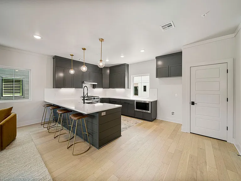 3773 Riverside Dr #3773 — Photo 43