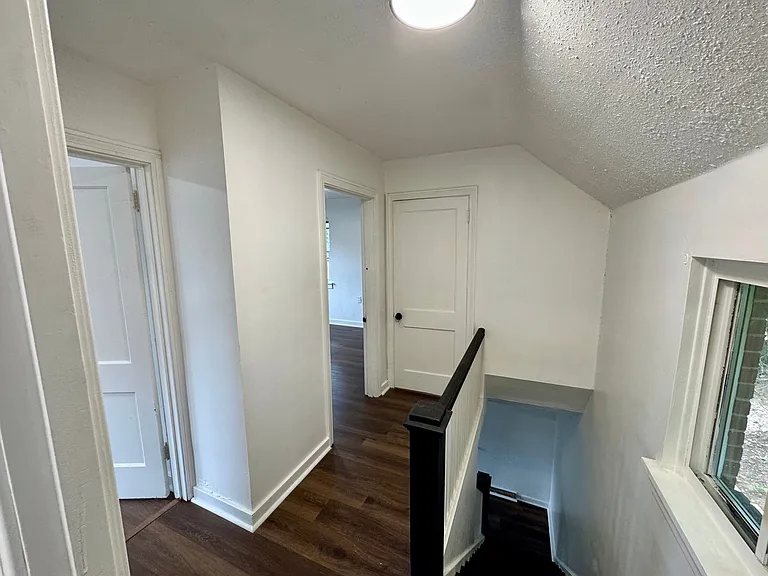 2432 Starkamp St — Photo 41