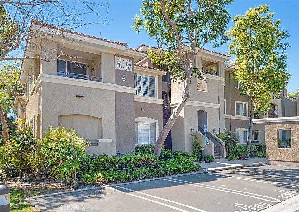 1st image of 22681 Oakgrove Unit 635