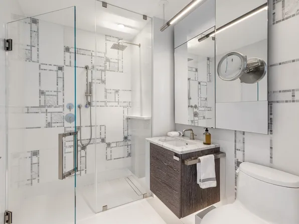 1 City Point image 9 of 26