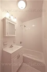 Rented by R New York