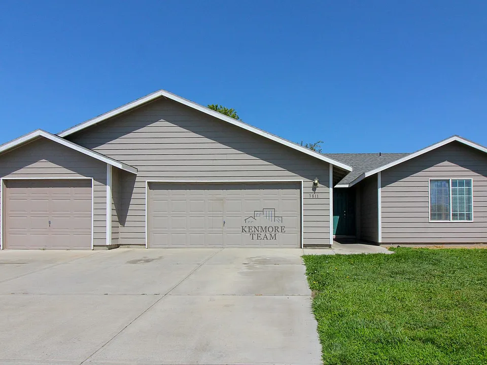7611 Pender Dr