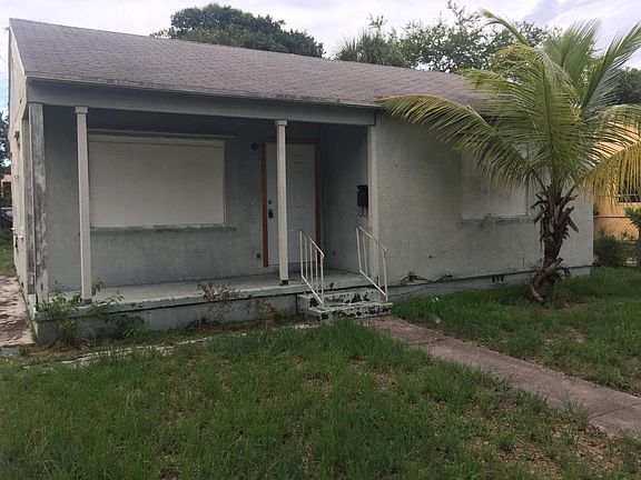 2nd image of 733 45th St