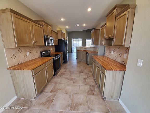 5th image of 10254 E Calle Cadiz