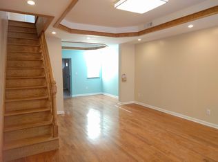 842 Cantrell St, Philadelphia, PA 19148