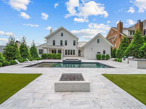 4th image of 8646 Belladonna Dr