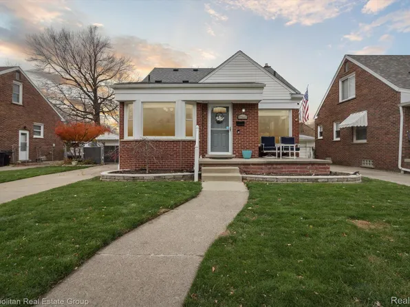 27540 W Chicago St, Livonia, MI 48150