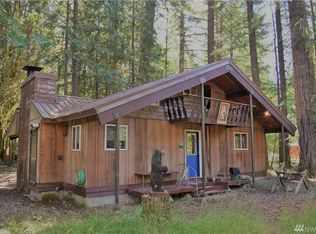 106 Riverside Dr, Tacoma, WA 98361