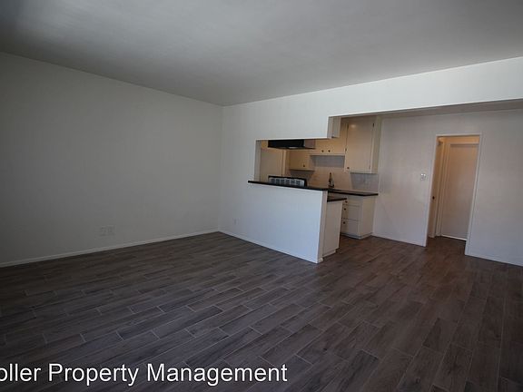 2nd image of 2333 E 5th St #9