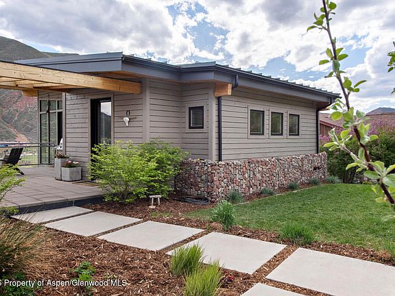 4th image of 600 Greenway Dr