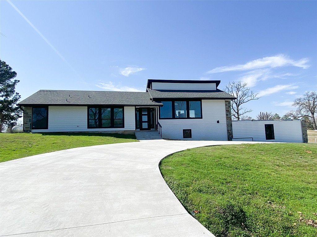 1124 Kiowa Dr W, Lake Kiowa, TX 76240 Zillow