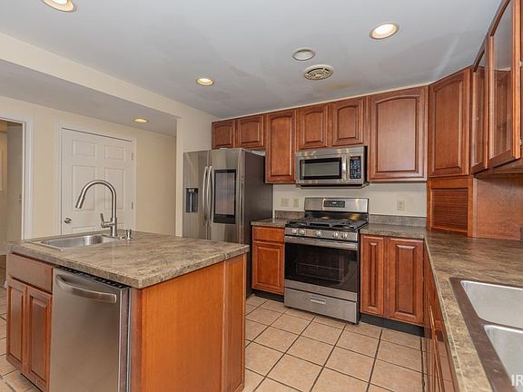 3rd image of 4344 Pine Dr