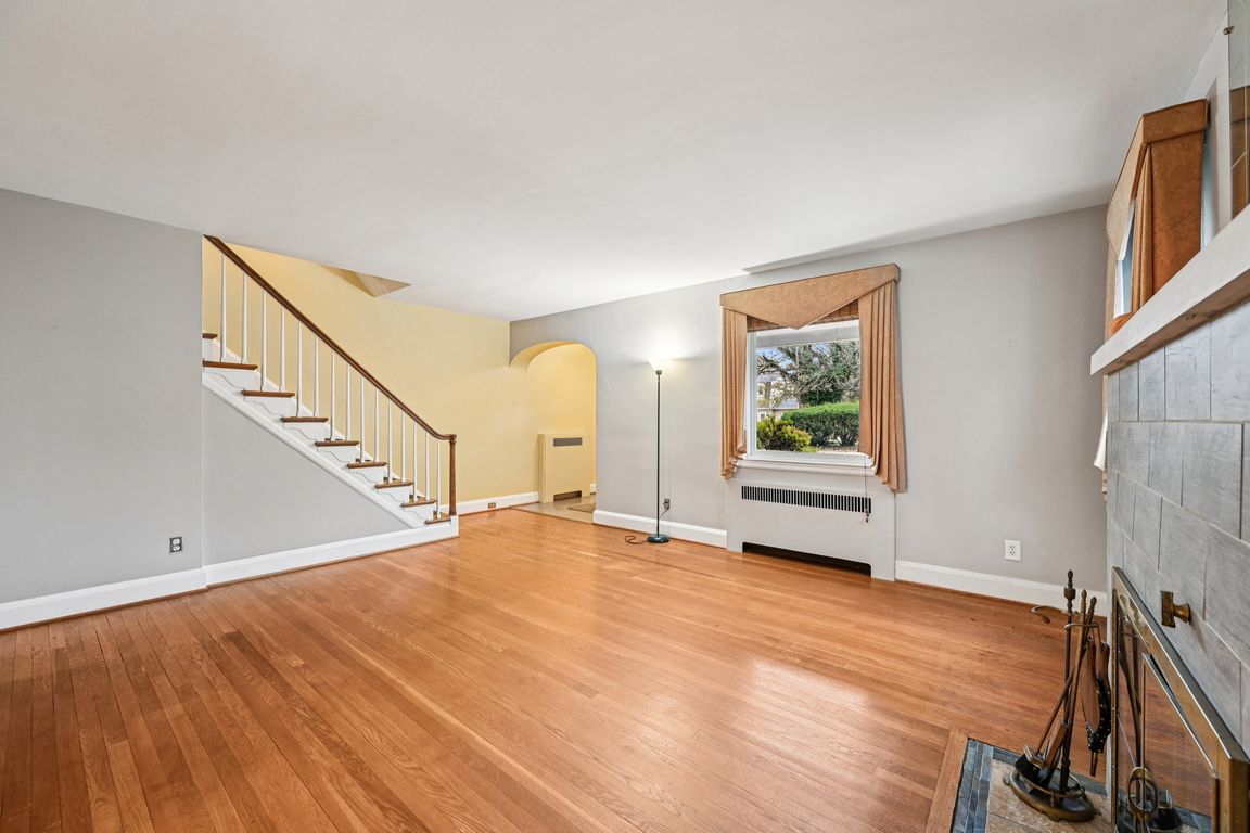 next background image