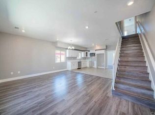 850 W 165th Pl #3, Gardena, CA 90247