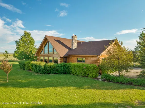 20 Eagle Eye Rd, Pinedale, WY 82941