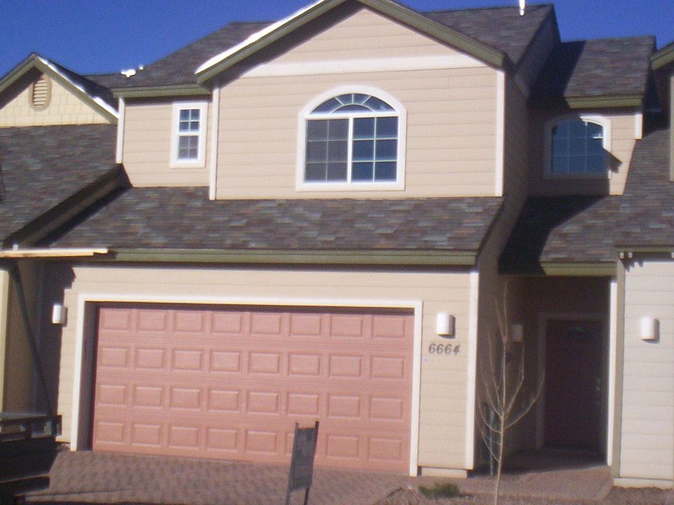 A great newer home in a newer neighborhood just minutes from Flagstaff.