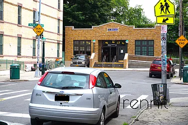 Rented by Rennit Inc.