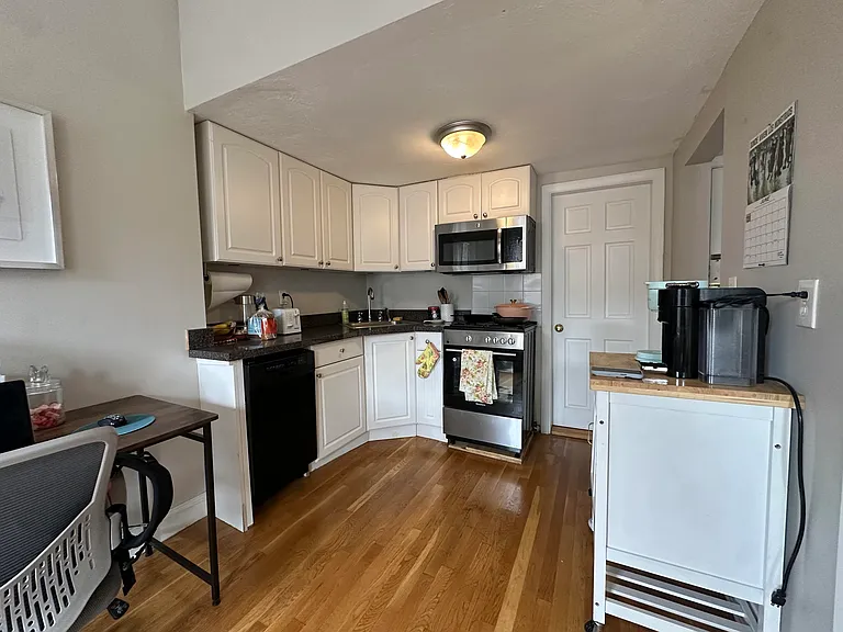 544 Columbus Ave #7 — Photo 6