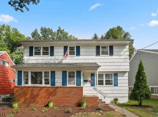 33 Glenfield Rd, Bloomfield, NJ 07003
