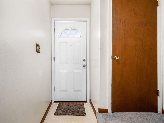 2nd image of 1299 Woodbrook Ln #225