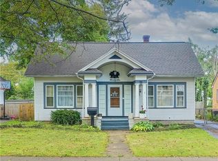 96 Garford Rd, Rochester, NY 14622