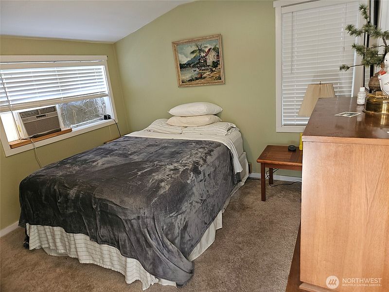5th image of 20 E Sunny Sands Road