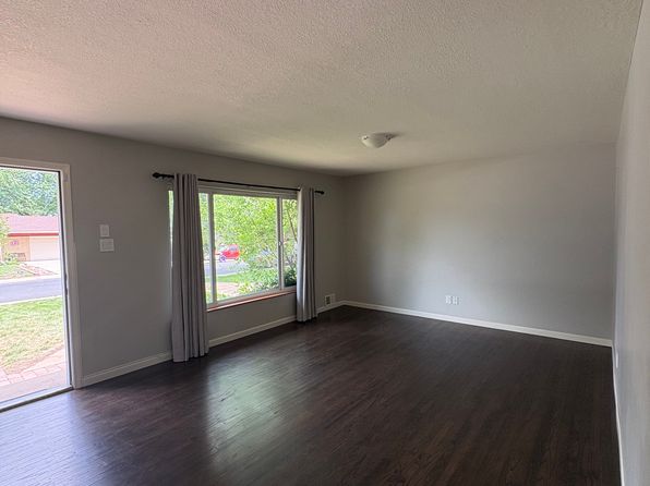 35 Cody Ct