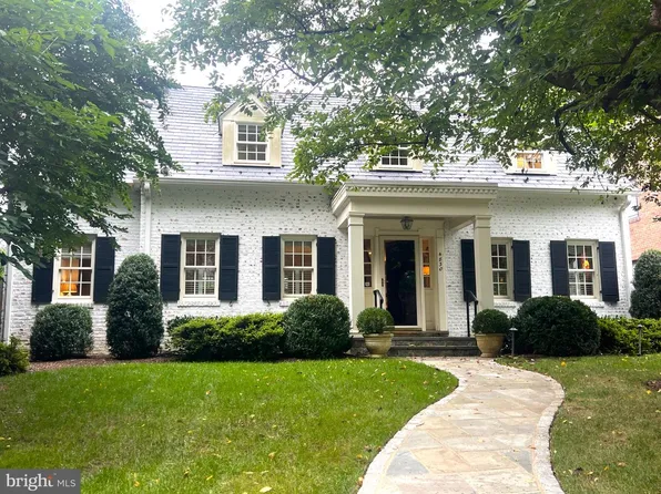 4830 Butterworth Pl NW, Washington, DC 20016