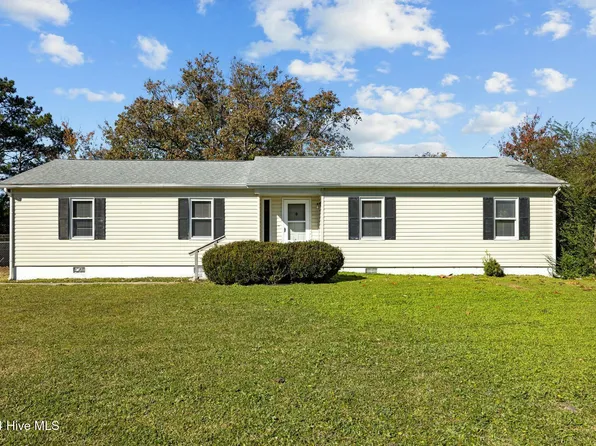 916 Hibbs Road, Newport, NC 28570