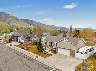 147 W 925 N, Centerville, UT 84014