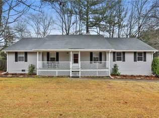 119 Pine Grove Cir, Newnan, GA 30263