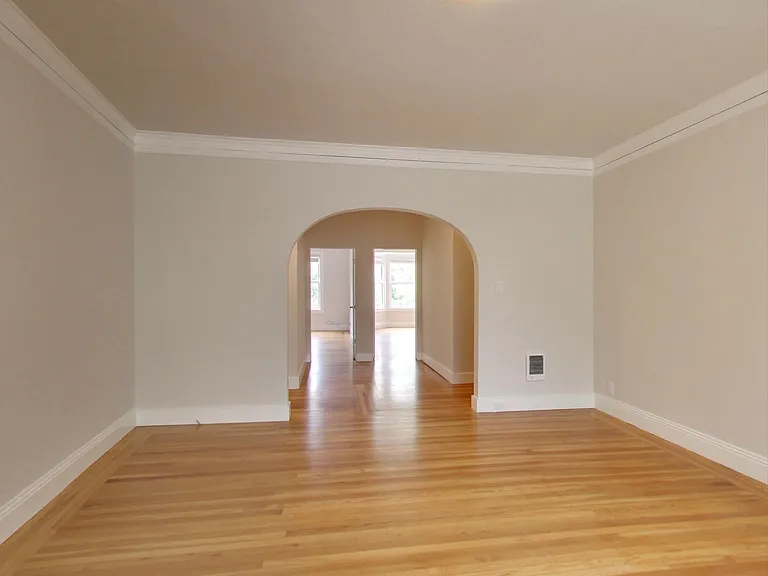 221 24th Ave #104 — Photo 4
