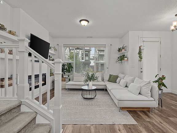 3rd image of 6868 SE Treat St