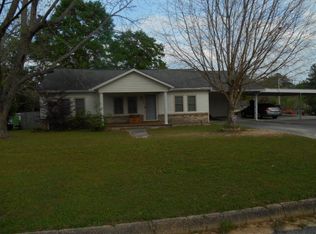 507 7th St, Opp, AL 36467