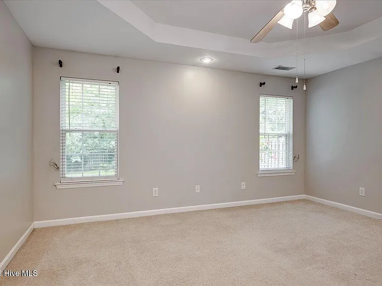 2040 Sylvan Lake Dr — Photo 8