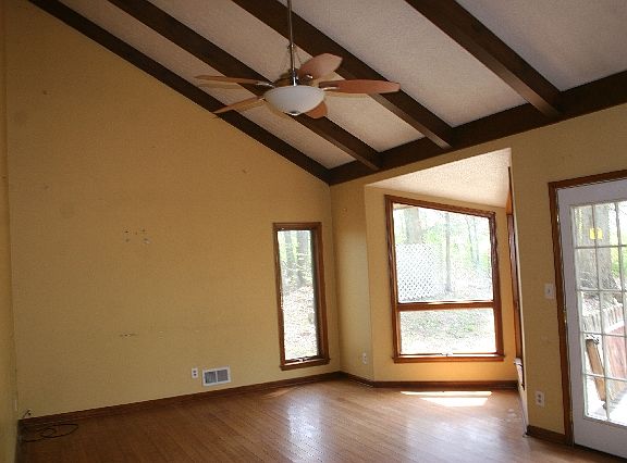2nd image of 557 Tanglewood Dr