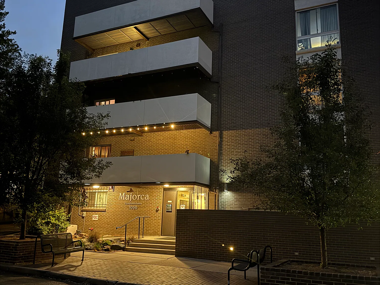 1050 N Lafayette St — Photo 1