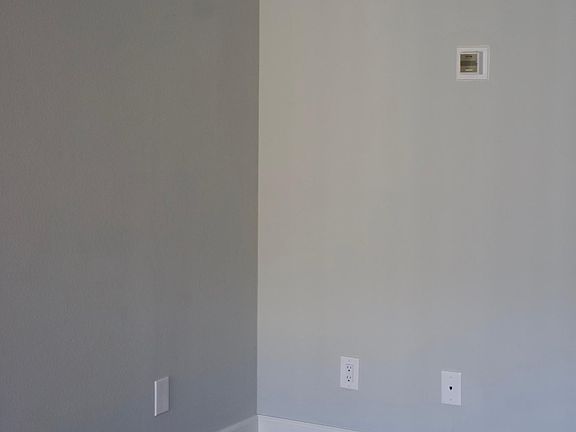 5th image of 3735 32nd St APT 7