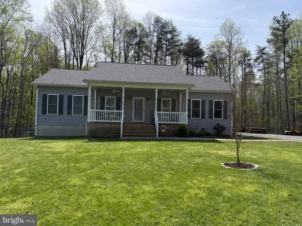 15570 Dickinsons Corner Dr, King George, VA 22485