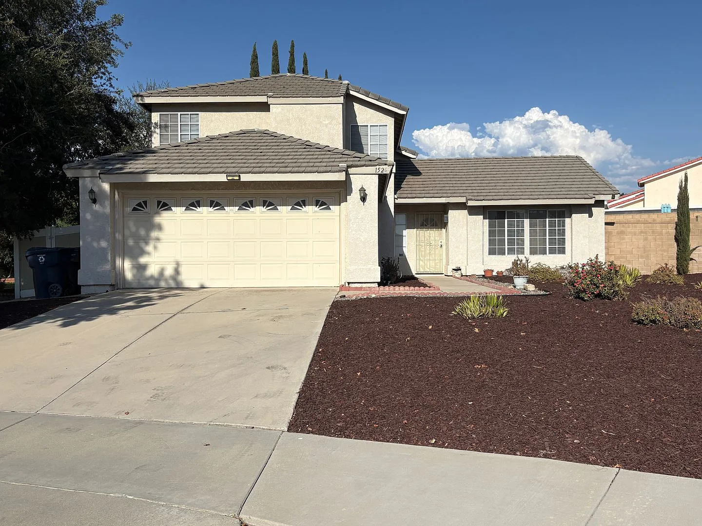 Charming 4-Bedroom Redlands Home with Low-Maintenance Yard — Photo 1