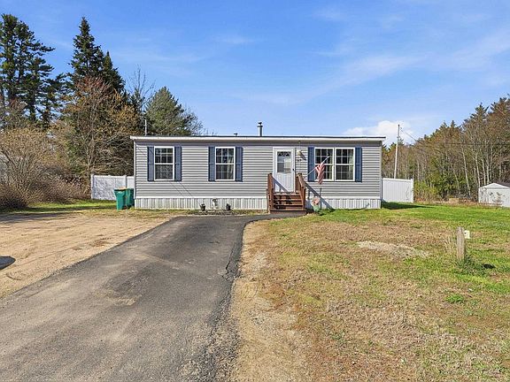 2nd image of 147 Salmon Falls Road