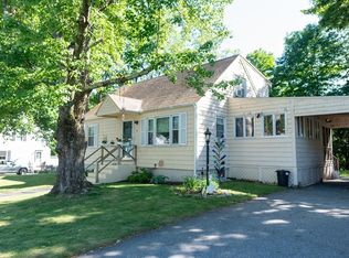 26 Sunset Rd, Dracut, MA 01826