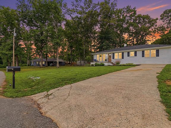 2nd image of 23 Blue Mountain Dr
